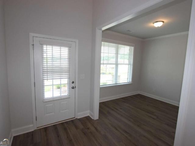 House for sale in Flowery Branch, Georgia