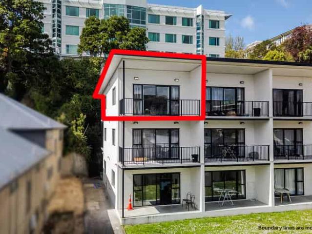 House for rent in Otakou