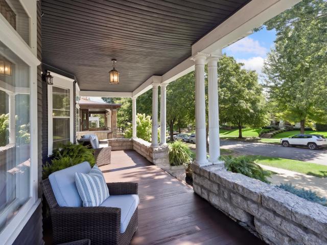 House for sale in Summit Hill, Saint Paul