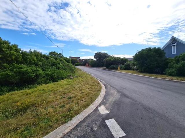 Land for sale in Cape St Francis, Eastern Cape