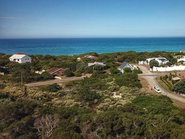 Land for sale in Cape St Francis, Eastern Cape