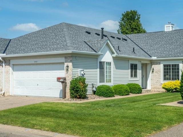 Townhouse for sale in Woodbury, Minnesota