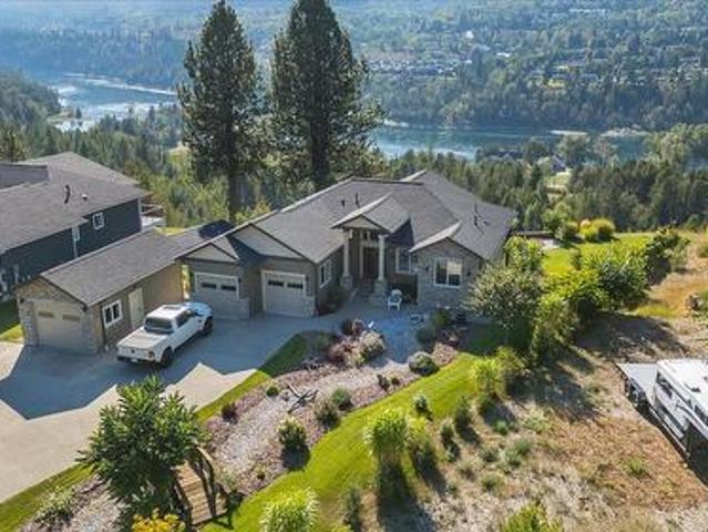 House for sale in British Columbia