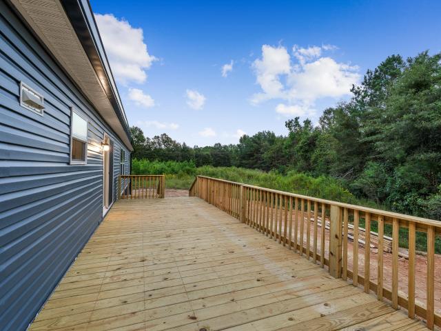 House for sale in Bonneau, Berkeley County