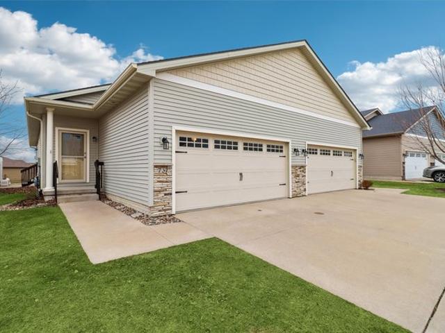 Townhouse for sale in Norwalk, Iowa