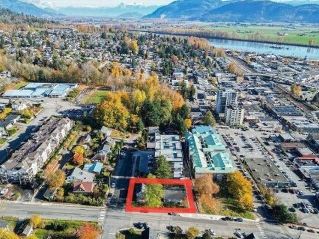 Duplex for sale in Mission, British Columbia