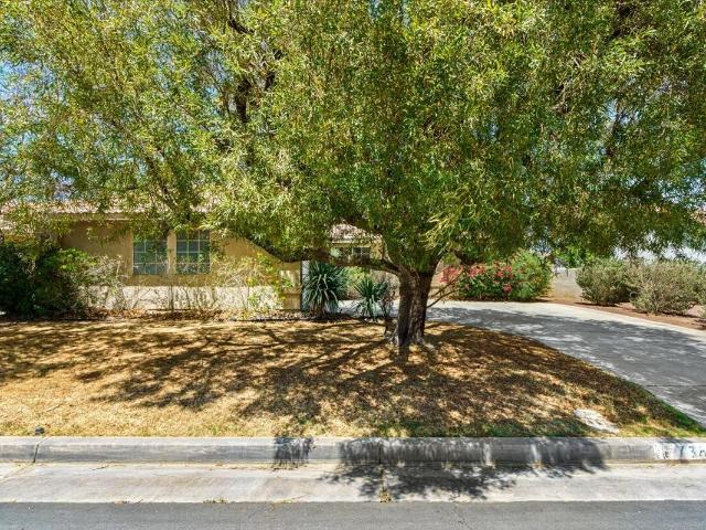 House for sale in Thousand Palms, California