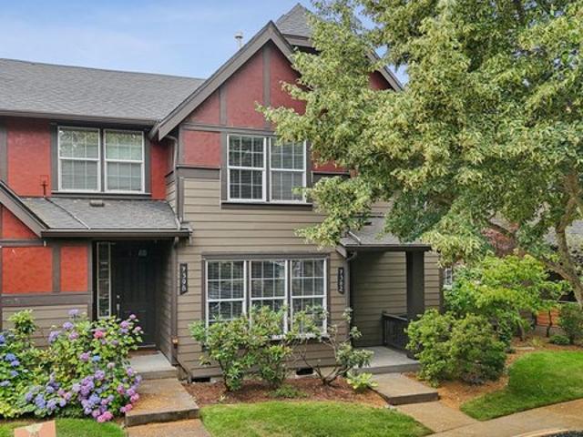 Townhouse for sale in Oregonia