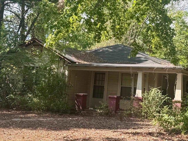 House for sale in Henderson, Texas