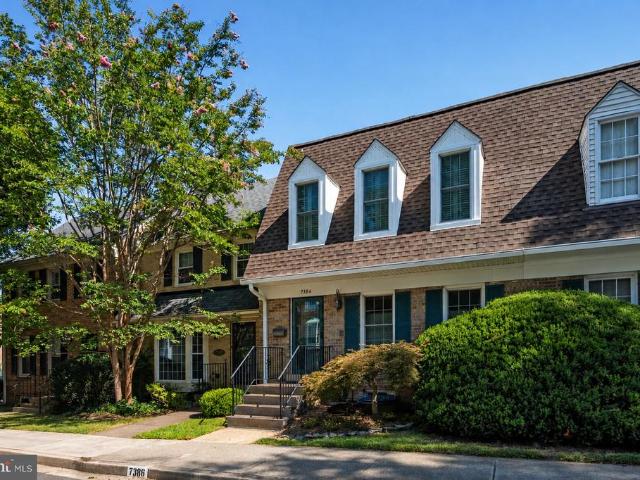 Townhouse for sale in Virginia