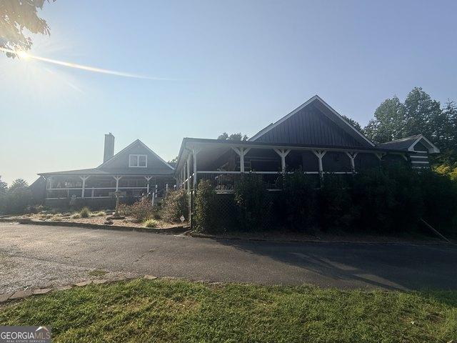 House for sale in Lula, Georgia