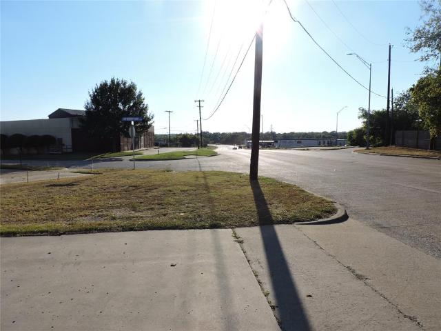 Commercial for sale in Benbrook, Tarrant County