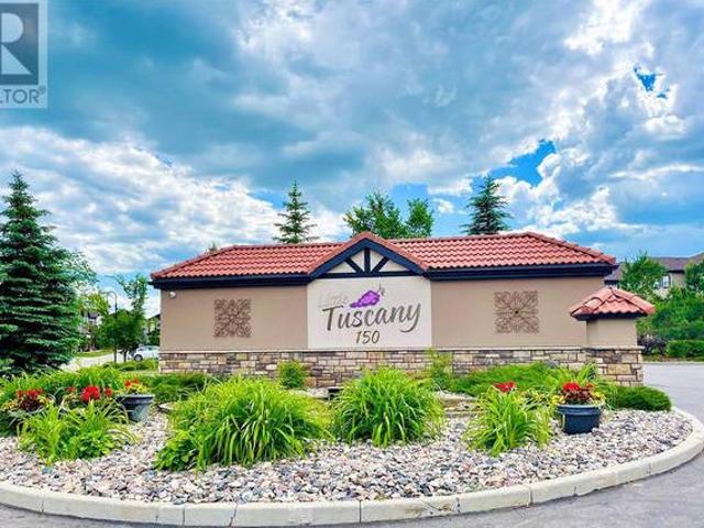 House for sale in Saskatoon, Saskatchewan