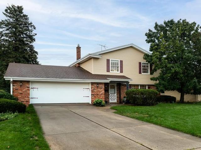 House for sale in Grafton, Wisconsin