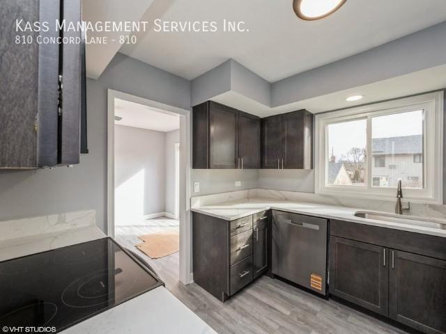 Property for rent in Barrington, Cook County