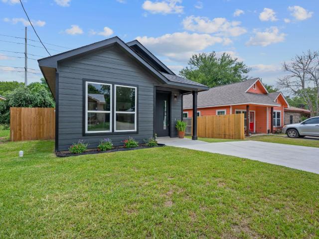 House for sale in Lockhart