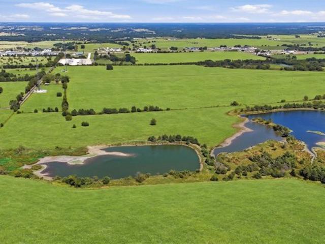 Land for sale in Whitesboro, Grayson County