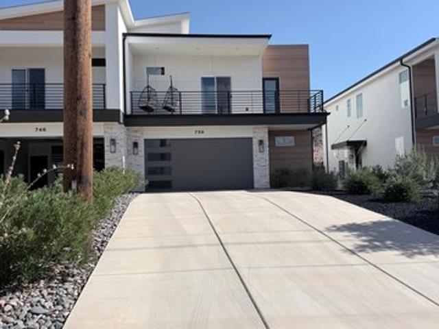 Townhouse for sale in Washington, Washington County