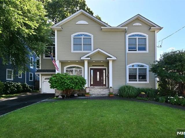 House for sale in Maywood, New Jersey