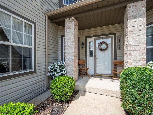 Condo for sale in Summit, Ohio
