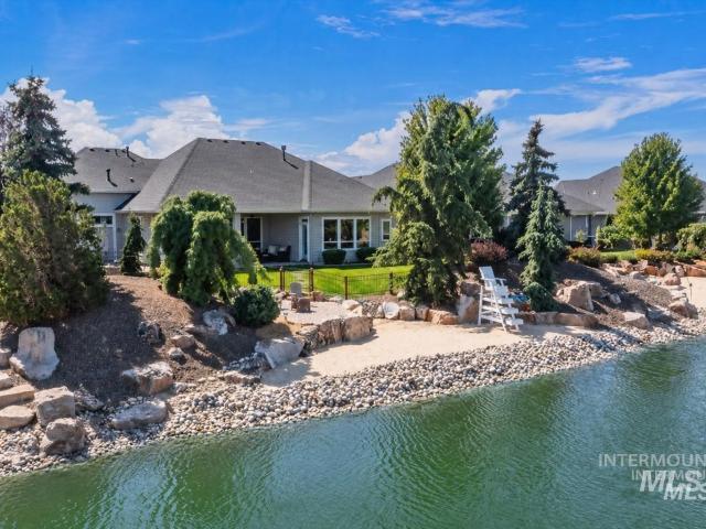 House for sale in Eagle, Idaho