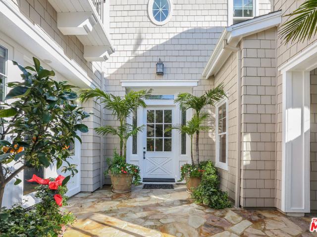Property for rent in Canoga Park, California