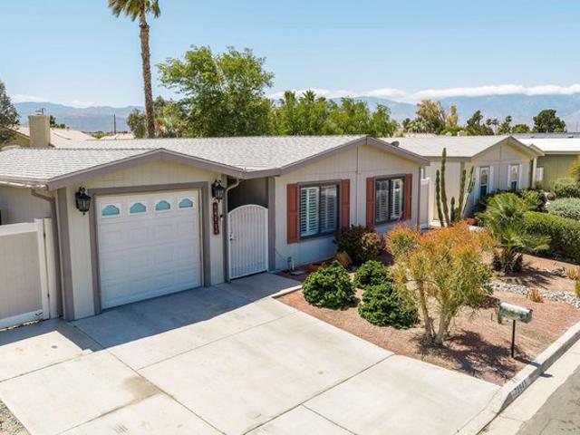 House for sale in Thousand Palms, California