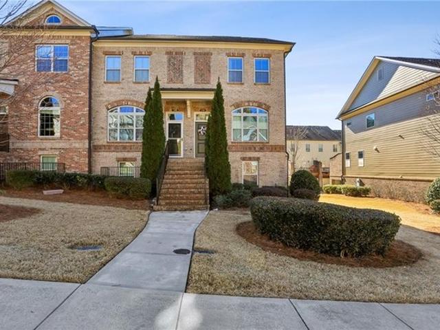 Townhouse for sale in Sandy Springs, Georgia