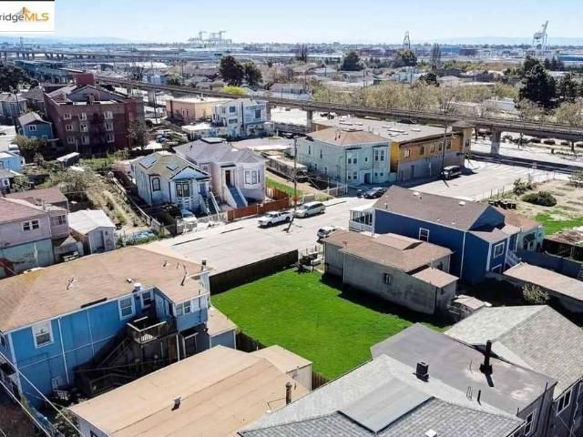 Land for sale in Oakland Land for sale in Oakland