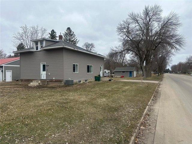 House for sale in Litchfield, Minnesota