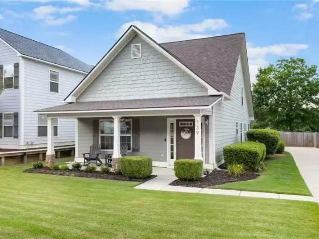 House for rent in Auburn