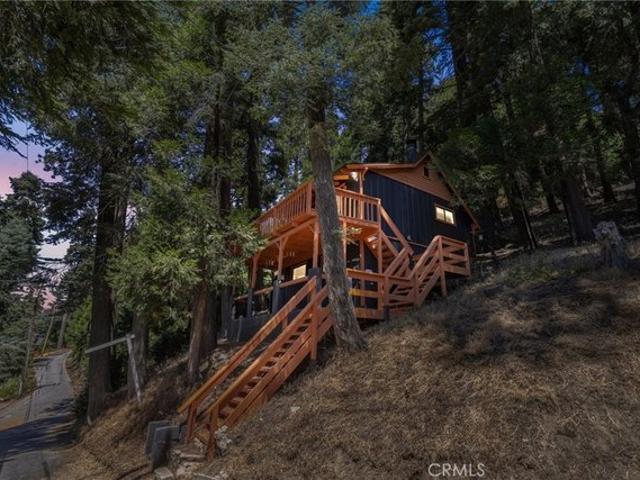 House for sale in Cedar Glen, California