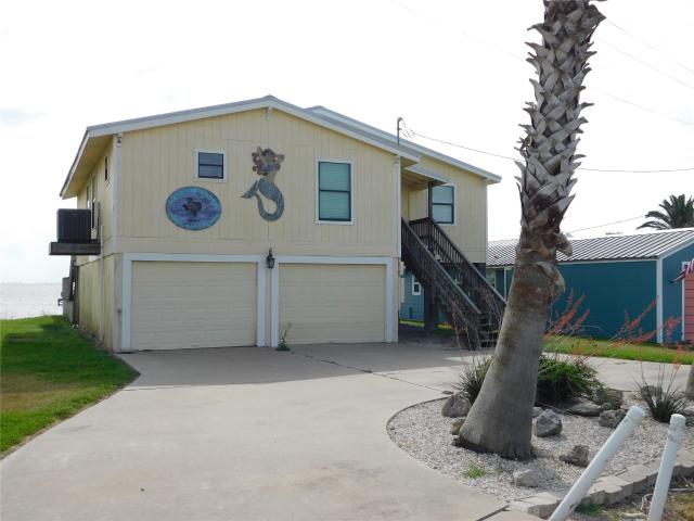 House for sale in Calhoun, Texas