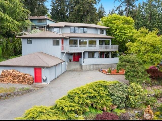 House for sale in Belfair, Washington