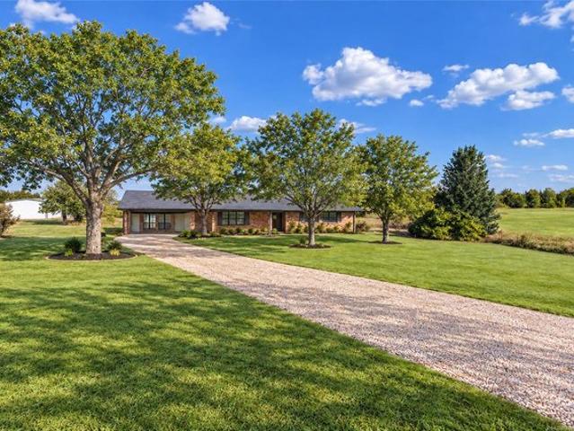 Farm for sale in Calera, Bryan County