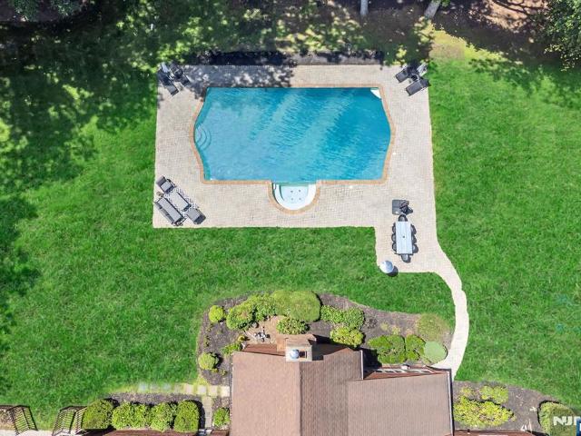 House for sale in Franklin Lakes, New Jersey