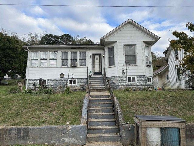 House for sale in Weston, West Virginia