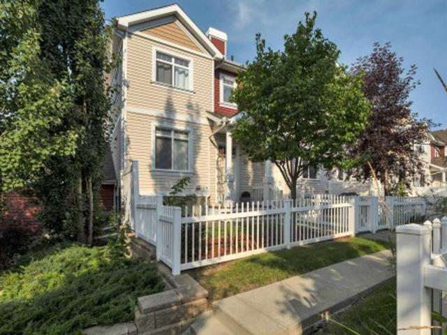 Townhouse for sale in Summerside, Edmonton