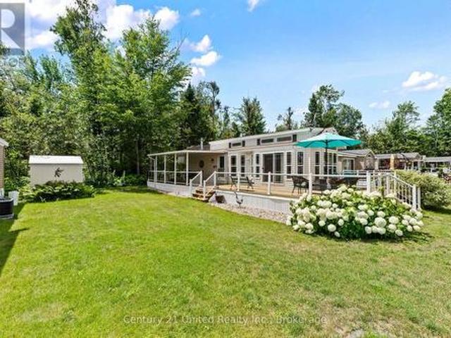 House for sale in Ontario