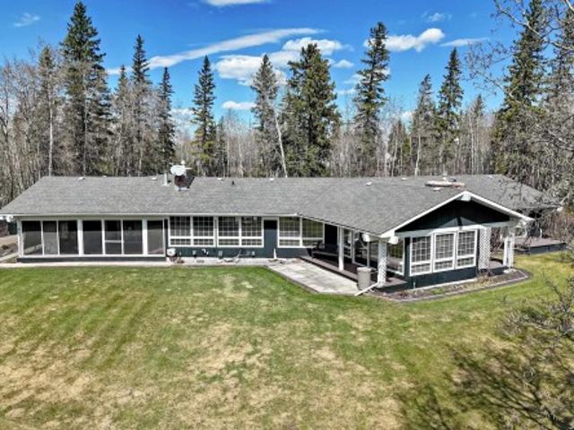House for sale in Alberta