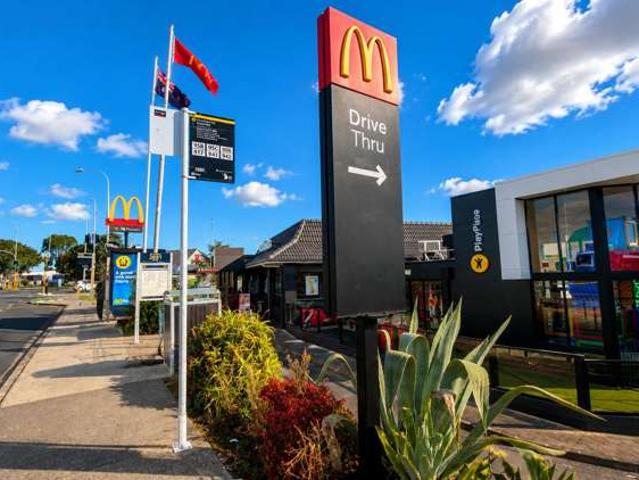 House for sale in Wairau Valley