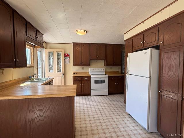 House for sale in Iron River, Michigan