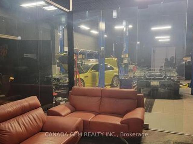 Commercial for rent in York Centre, Toronto