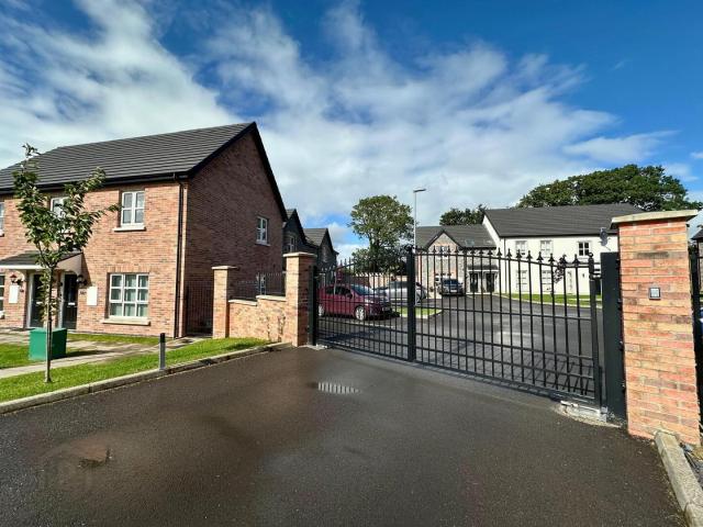 Apartment for rent in Antrim, Northern Ireland