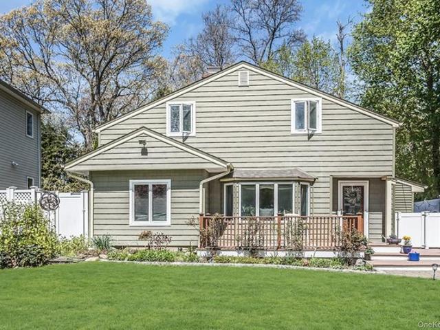 House for sale in Huntington, New York