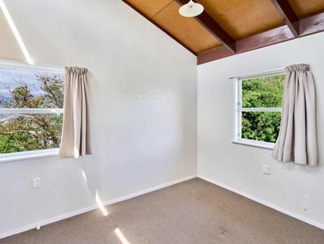 Apartment for sale in Days Bay, Wellington