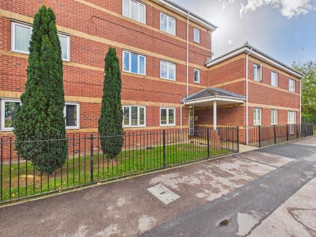 Apartment for rent in Kingsway, Gloucester