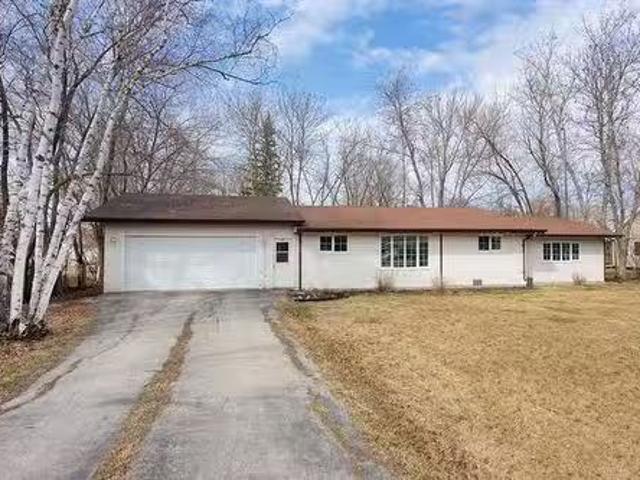 House for sale in Lac Du Bonnet, Manitoba
