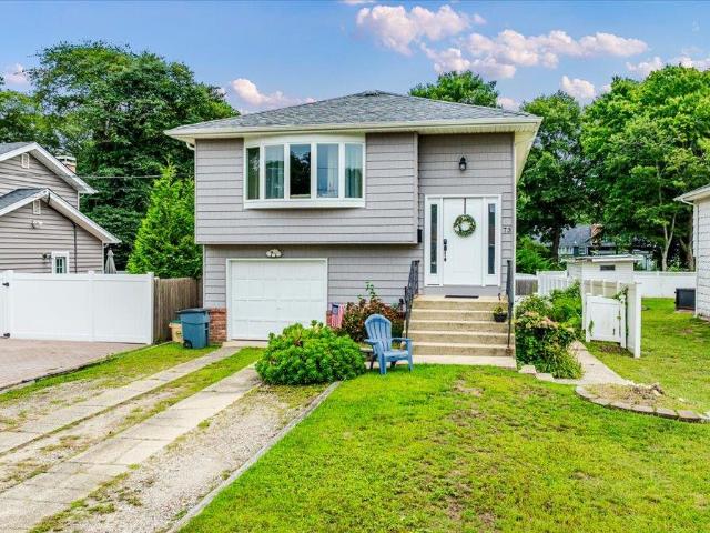 House for sale in Bohemia, New York
