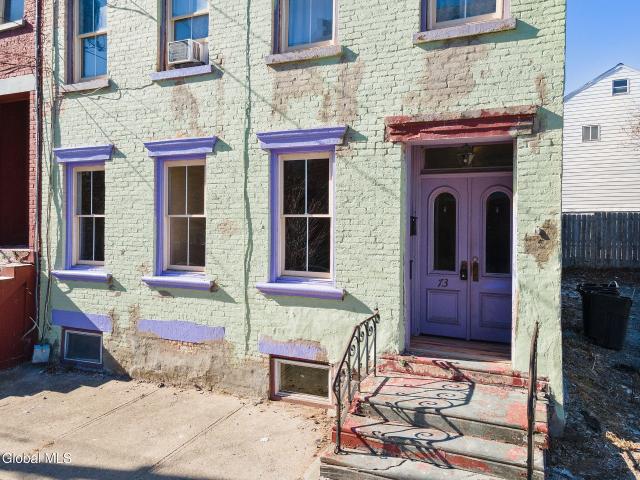 House for sale in Albany, New York